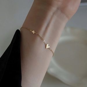 Heart stainless steel bracelet in gold. #bracelet